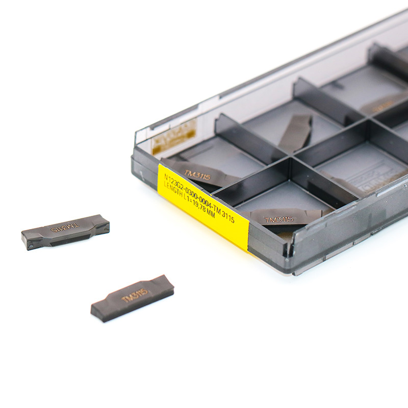 數(shù)控刀具批發(fā)、加工中心刀具、金屬加工刀具、外圓車刀、內(nèi)孔車削、切斷刀、切槽刀、端面切槽刀、螺紋車刀、螺紋銑刀、方肩銑刀、面銑刀、高進給銑刀、銑槽、倒角銑削、U鉆、可轉(zhuǎn)位刀片鉆頭、可換頭鉆頭、硬質(zhì)合金鉆頭、粗鏜刀具、精鏜刀具、立銑刀、絲錐、鉸刀廠價直銷。 數(shù)控刀具批發(fā)、加工中心刀具、金屬加工刀具、外圓車刀、內(nèi)孔車削、切斷刀、切槽刀、端面切槽刀、螺紋車刀、螺紋銑刀、方肩銑刀、面銑刀、高進給銑刀、銑槽、倒角銑削、U鉆、可轉(zhuǎn)位刀片鉆頭、可換頭鉆頭、硬質(zhì)合金鉆頭、粗鏜刀具、精鏜刀具、立銑刀、絲錐、鉸刀廠價直銷。