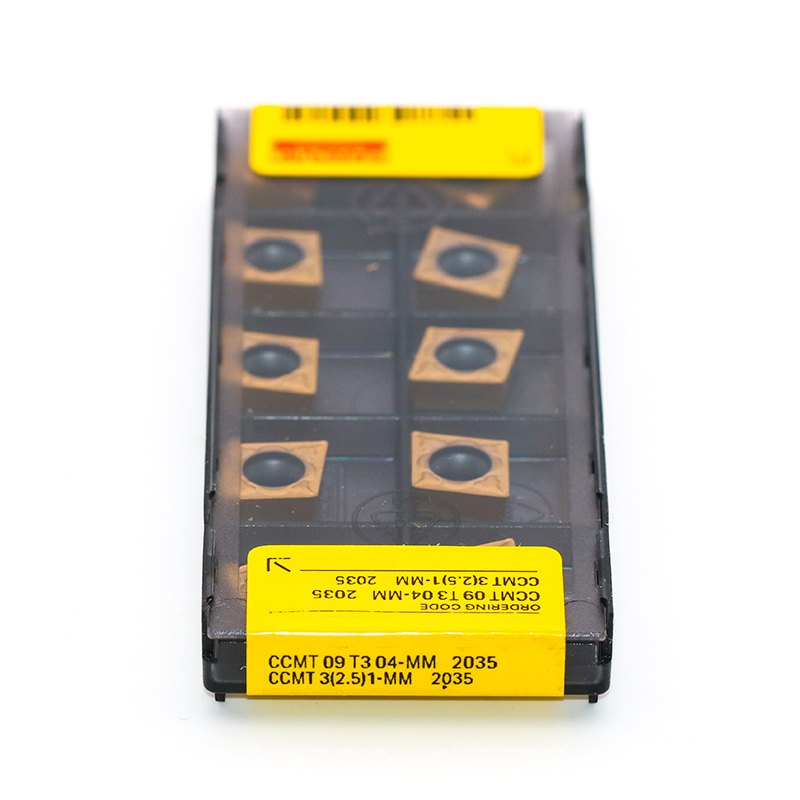 數(shù)控刀具批發(fā)、加工中心刀具、金屬加工刀具、外圓車刀、內(nèi)孔車削、切斷刀、切槽刀、端面切槽刀、螺紋車刀、螺紋銑刀、方肩銑刀、面銑刀、高進給銑刀、銑槽、倒角銑削、U鉆、可轉(zhuǎn)位刀片鉆頭、可換頭鉆頭、硬質(zhì)合金鉆頭、粗鏜刀具、精鏜刀具、立銑刀、絲錐、鉸刀廠價直銷。