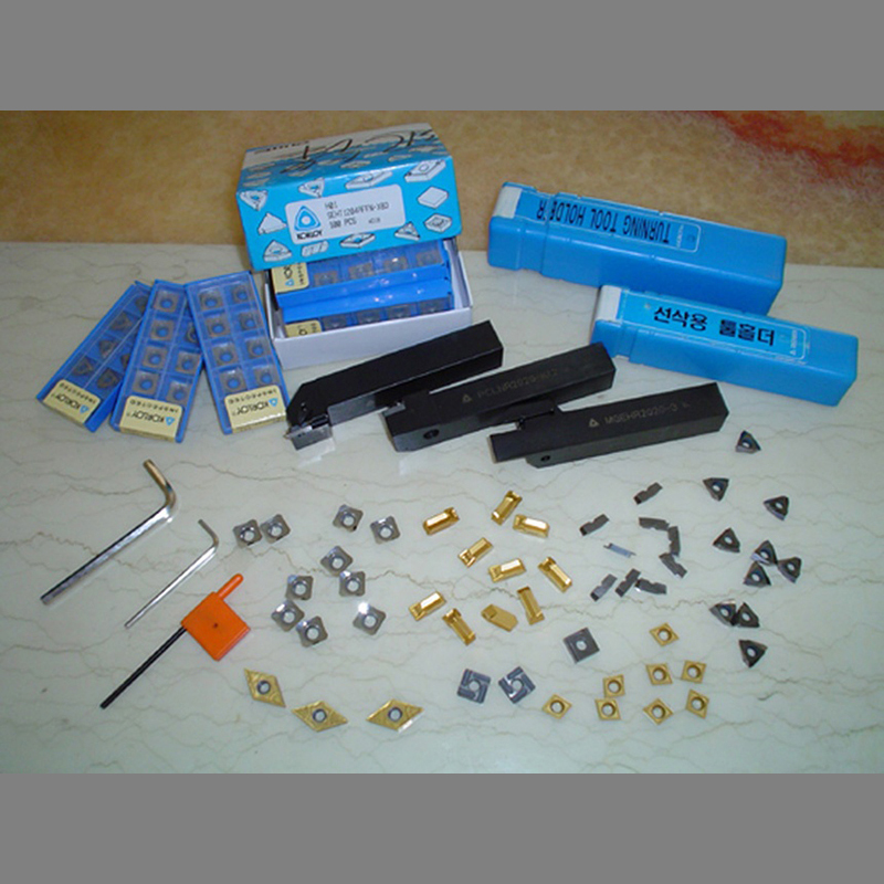 數控刀具批發、加工中心刀具、金屬加工刀具、外圓車刀、內孔車削、切斷刀、切槽刀、端面切槽刀、螺紋車刀、螺紋銑刀、方肩銑刀、面銑刀、高進給銑刀、銑槽、倒角銑削、U鉆、可轉位刀片鉆頭、可換頭鉆頭、硬質合金鉆頭、粗鏜刀具、精鏜刀具、立銑刀、絲錐、鉸刀廠價直銷。