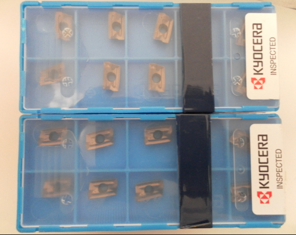 數(shù)控刀具批發(fā)、加工中心刀具、金屬加工刀具、外圓車刀、內(nèi)孔車削、切斷刀、切槽刀、端面切槽刀、螺紋車刀、螺紋銑刀、方肩銑刀、面銑刀、高進給銑刀、銑槽、倒角銑削、U鉆、可轉(zhuǎn)位刀片鉆頭、可換頭鉆頭、硬質(zhì)合金鉆頭、粗鏜刀具、精鏜刀具、立銑刀、絲錐、鉸刀廠價直銷。