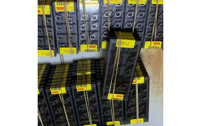 瑞典山特維克車刀片DNMX150616-WMX4415加工鋼件,鑄鐵